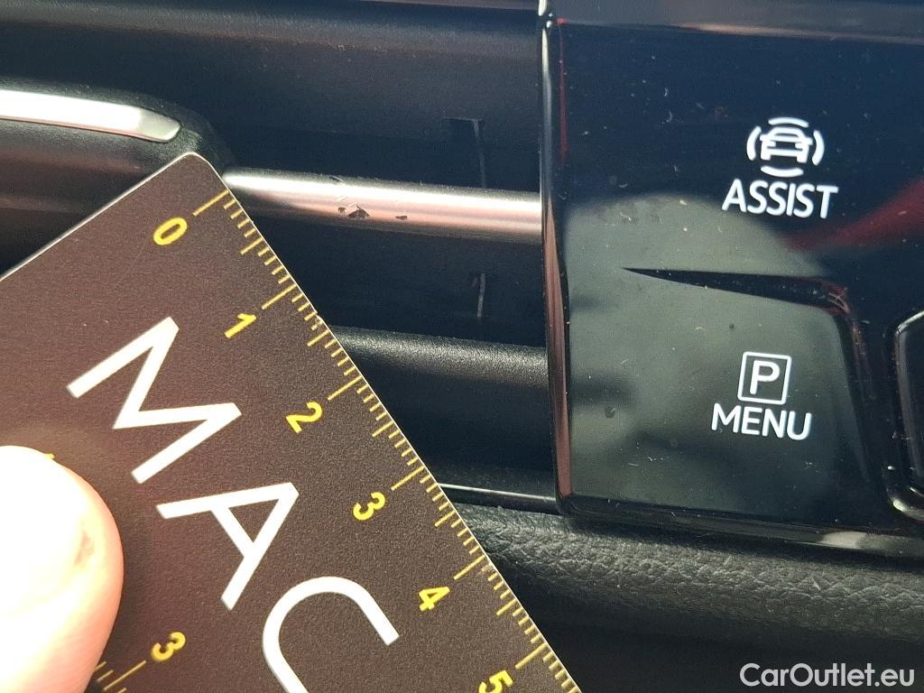  Volkswagen  Golf  VOLKSWAGEN / 2020 / 5P / Berline 2.0 TDI SCR 150 DSG7 Life Busi 1st #27