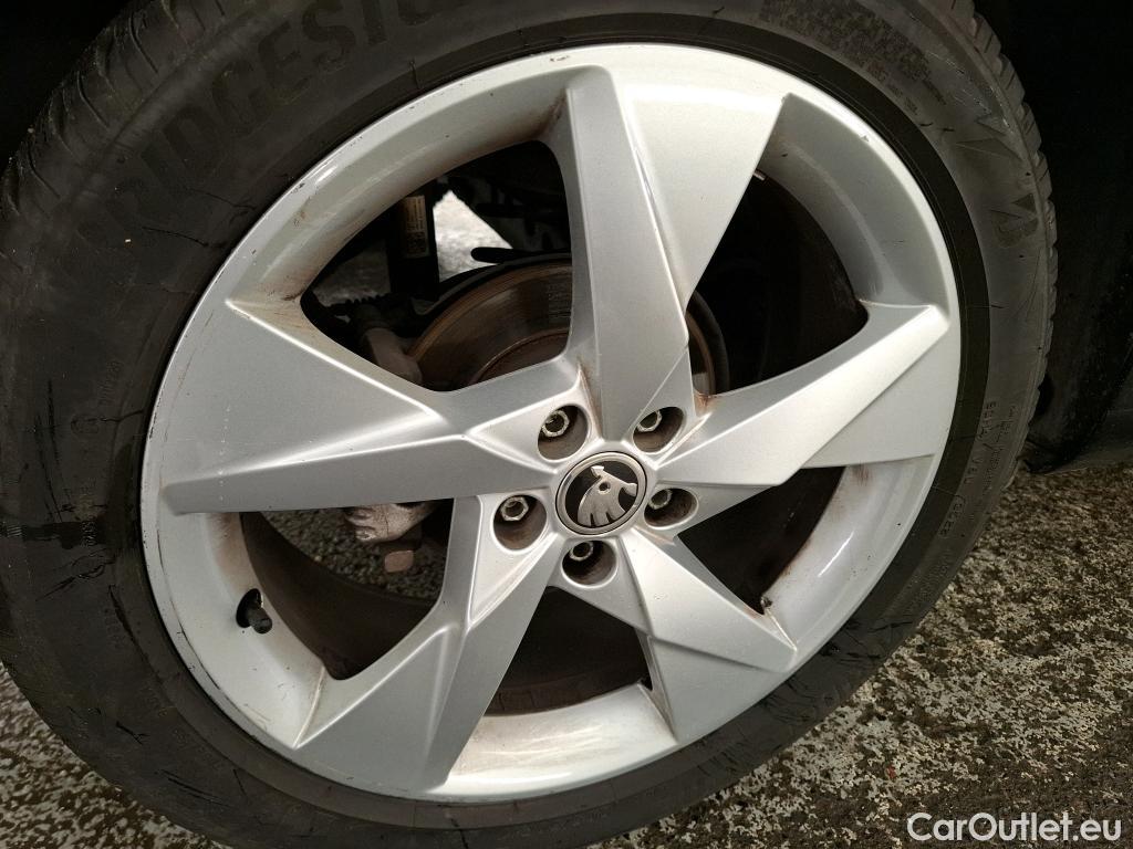  Skoda  Scala  Style 1.0 TSI 110CV BVA7 E6d #15