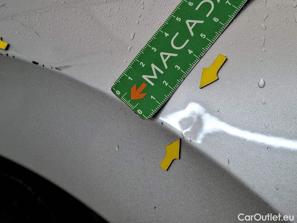  Volkswagen  Golf  VOLKSWAGEN / 2020 / 5P / Berline 2.0 TDI SCR 150 DSG7 Life Busi 1st #3