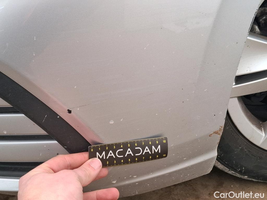  Volkswagen  Golf  VOLKSWAGEN / 2020 / 5P / Berline 2.0 TDI SCR 150 DSG7 Life Busi 1st #34