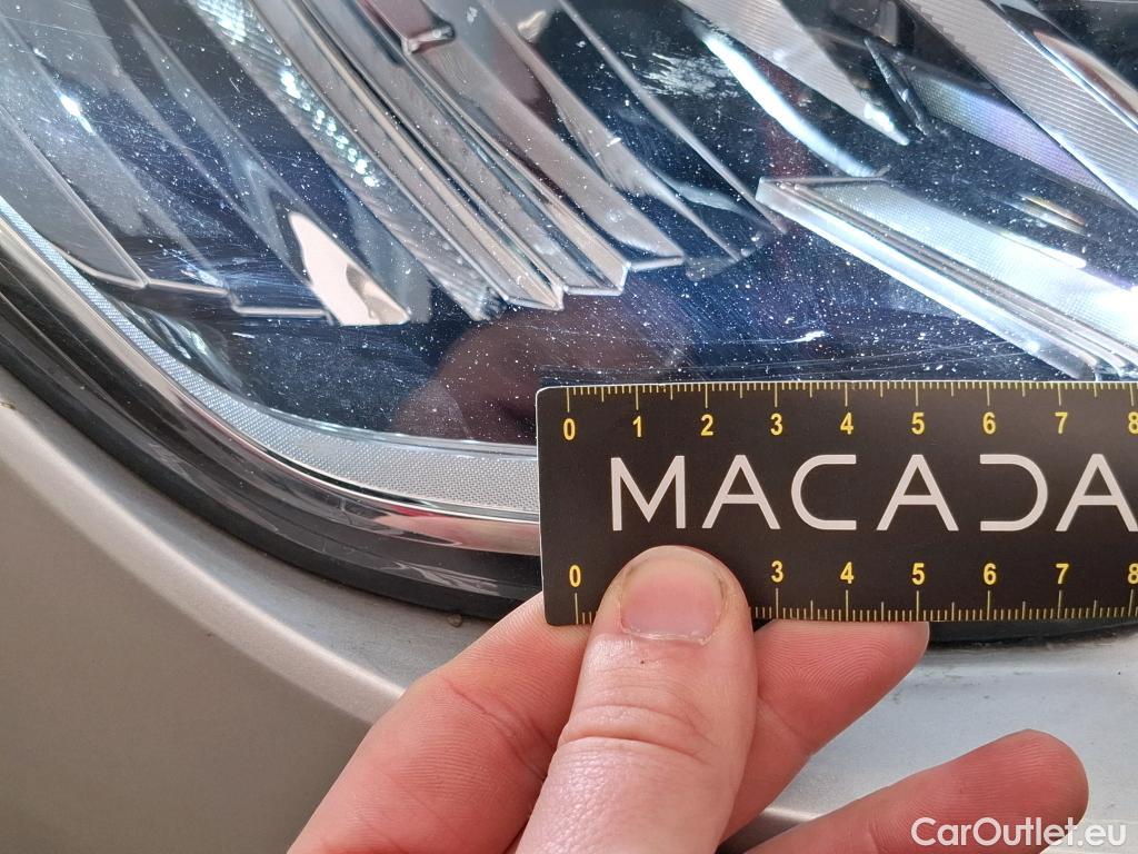  Volkswagen  Golf  VOLKSWAGEN / 2020 / 5P / Berline 2.0 TDI SCR 150 DSG7 Life Busi 1st #65