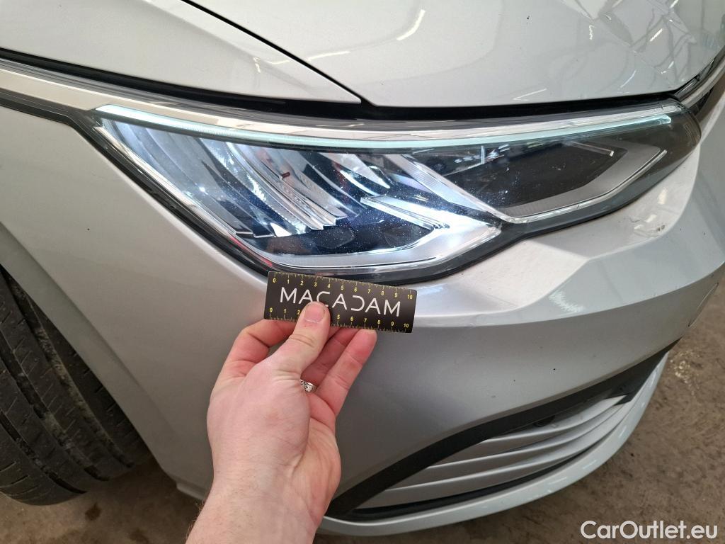  Volkswagen  Golf  VOLKSWAGEN / 2020 / 5P / Berline 2.0 TDI SCR 150 DSG7 Life Busi 1st #64