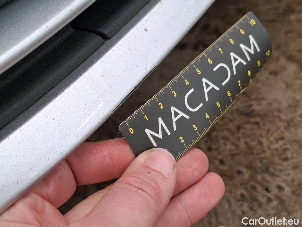  Volkswagen  Golf  VOLKSWAGEN / 2020 / 5P / Berline 2.0 TDI SCR 150 DSG7 Life Busi 1st #32