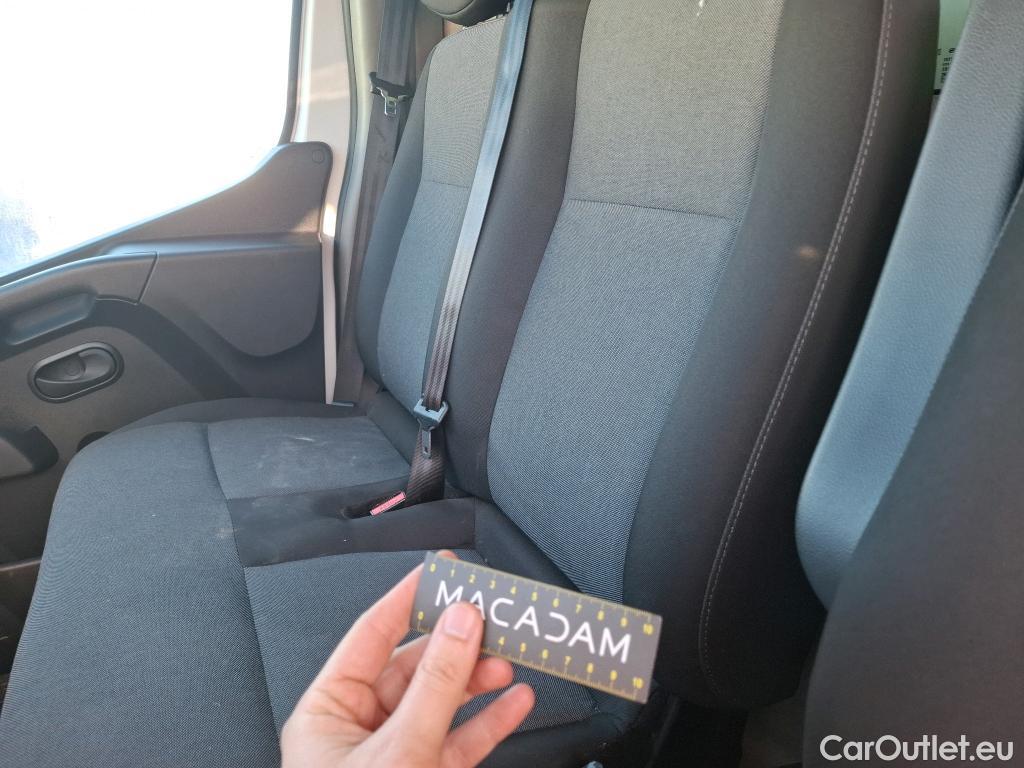  Renault  Master RENAULT  SC / 2019 / 2P / Châssis cabine CC Tr CF F3500 L3 Blue dCi 145 EVIE #8