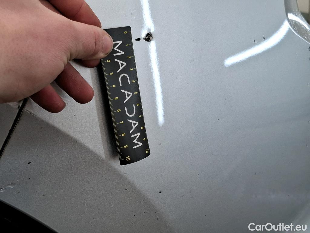  Volkswagen  Golf  VOLKSWAGEN / 2020 / 5P / Berline 2.0 TDI SCR 150 DSG7 Life Busi 1st #15