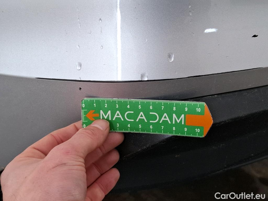  Volkswagen  Golf  VOLKSWAGEN / 2020 / 5P / Berline 2.0 TDI SCR 150 DSG7 Life Busi 1st #23