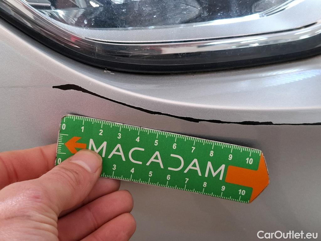  Volkswagen  Golf  VOLKSWAGEN / 2020 / 5P / Berline 2.0 TDI SCR 150 DSG7 Life Busi 1st #8