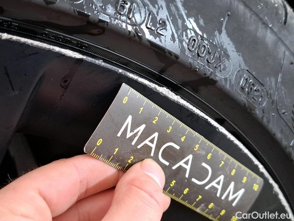  Tesla  Model Y TESLA  / 2020 / 5P / SUV Grand Autonomie Dual Motor AWD #22