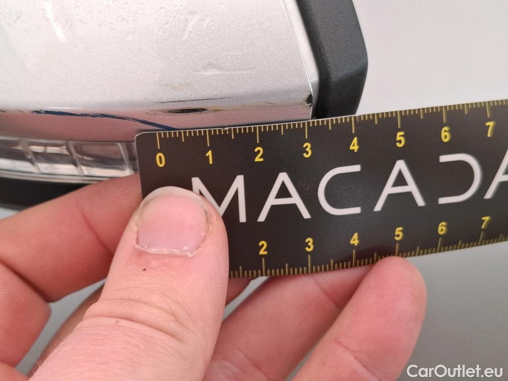  Volkswagen  Golf  VOLKSWAGEN / 2020 / 5P / Berline 2.0 TDI SCR 150 DSG7 Life Busi 1st #69