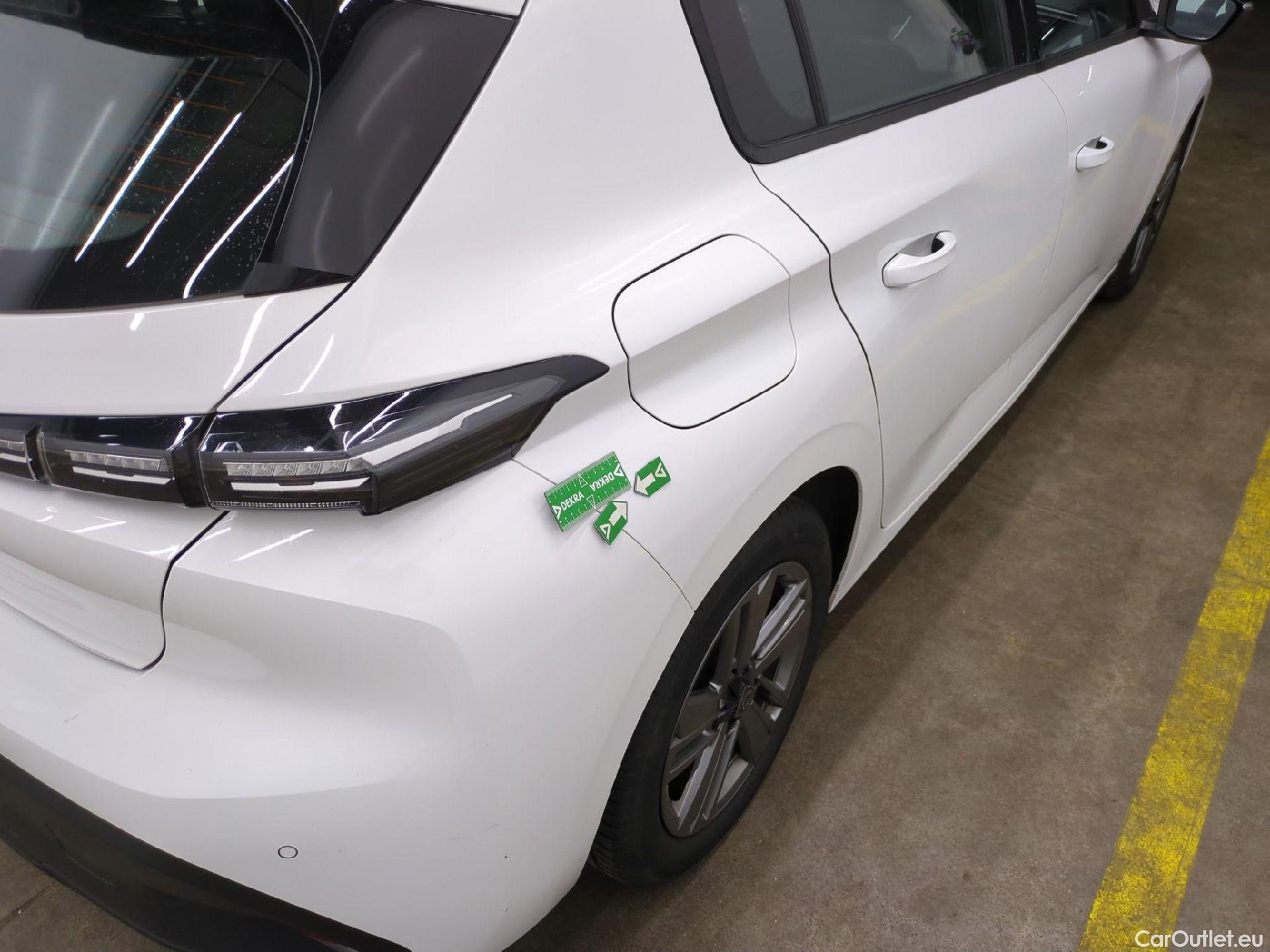  Peugeot  308  Active Pack 1.5 HDi 130CV BVM6 E6d #18