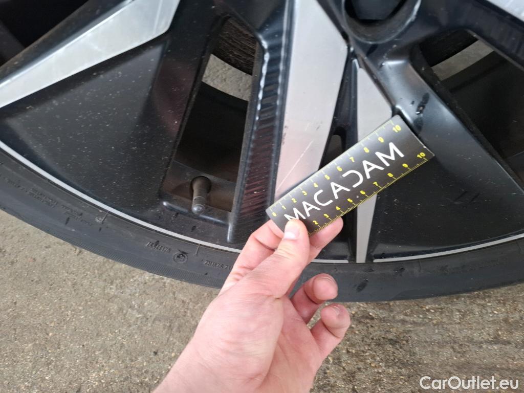  Peugeot  3008 PEUGEOT  2020 5P SUV 1.6 HYBRID4 300 EAT8 GT Pack #15