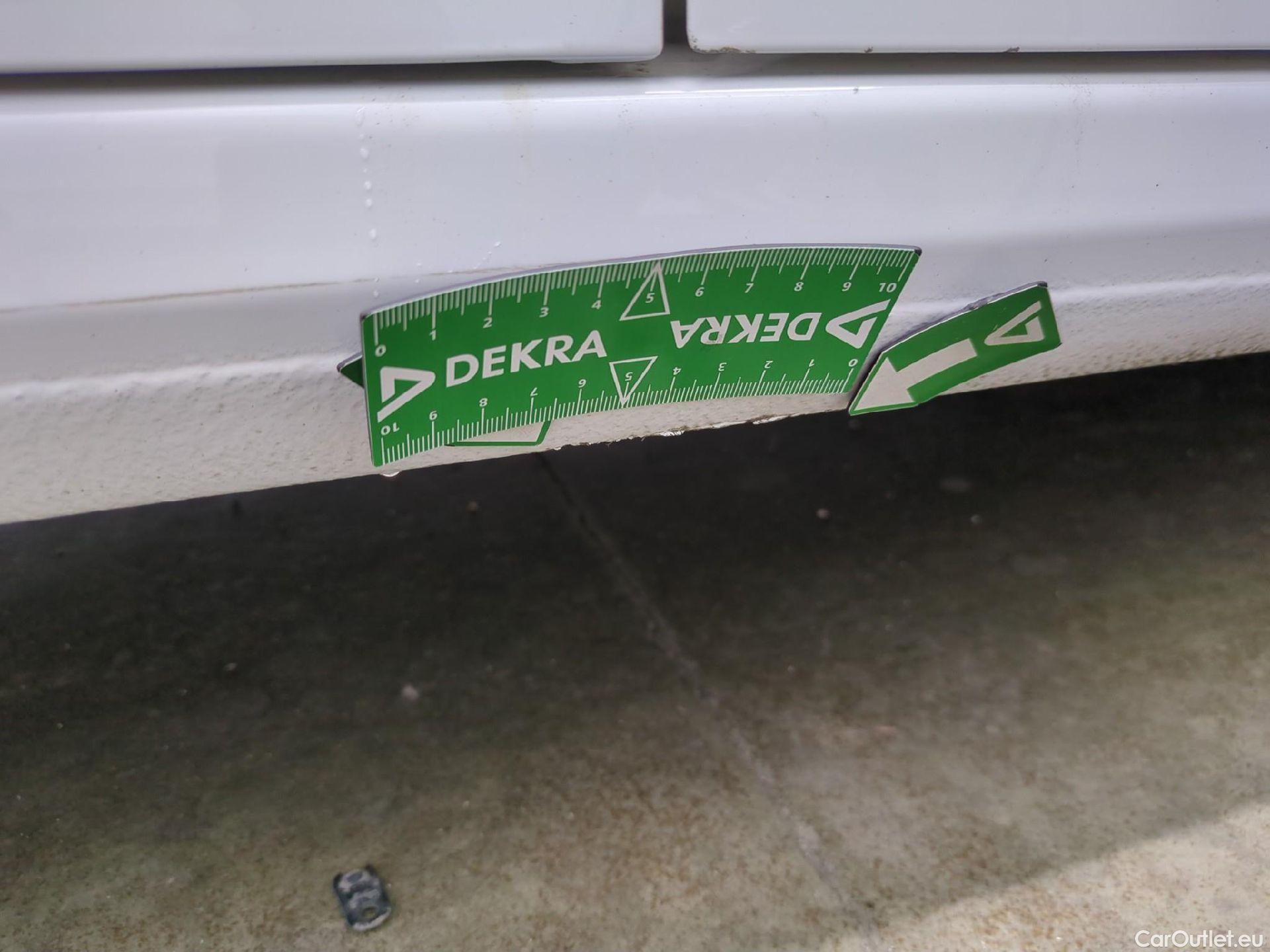  Peugeot  308  Active Pack 1.5 HDi 130CV BVM6 E6d #21