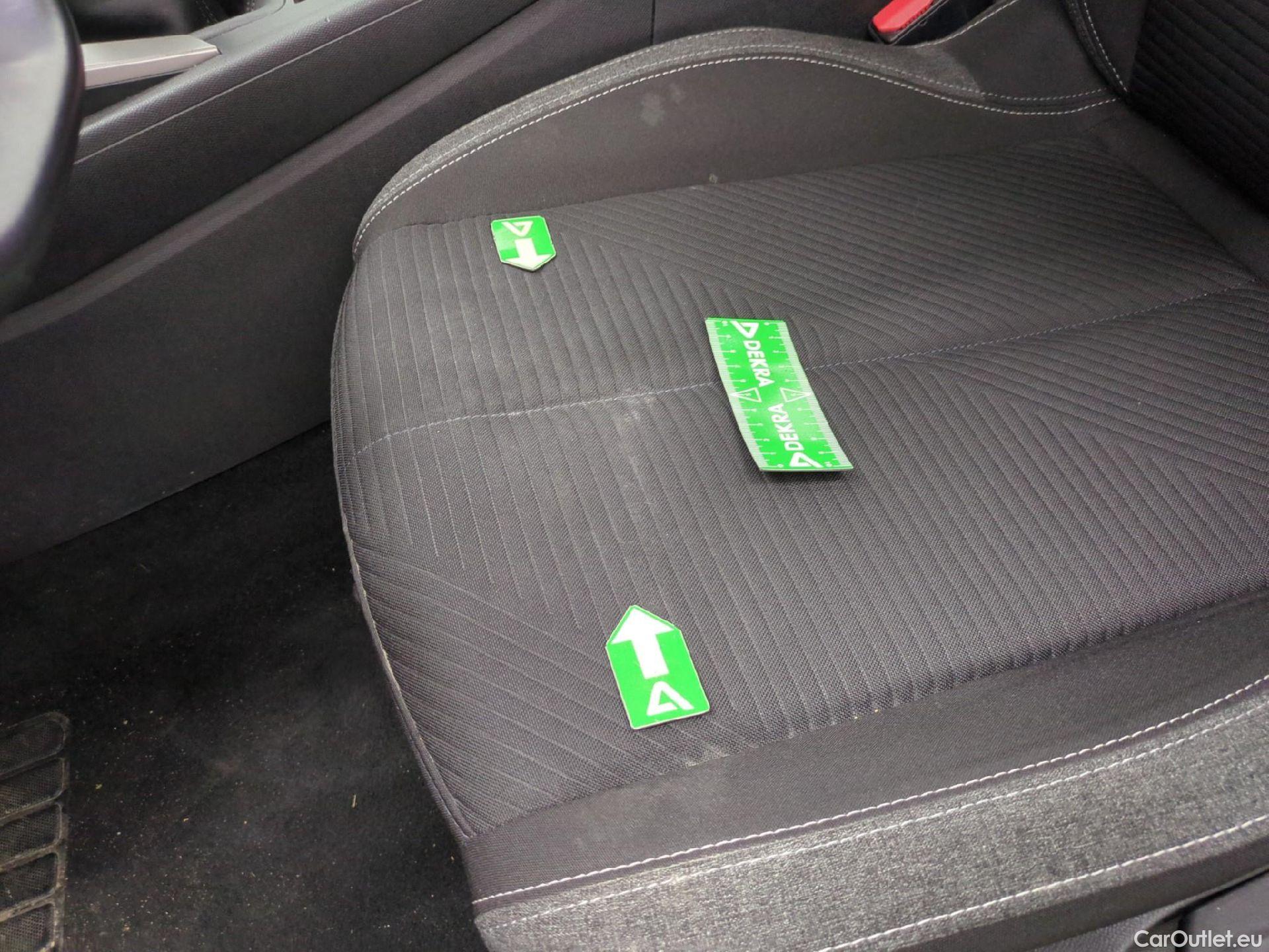  Peugeot  308  Active Pack 1.5 HDi 130CV BVM6 E6d #9