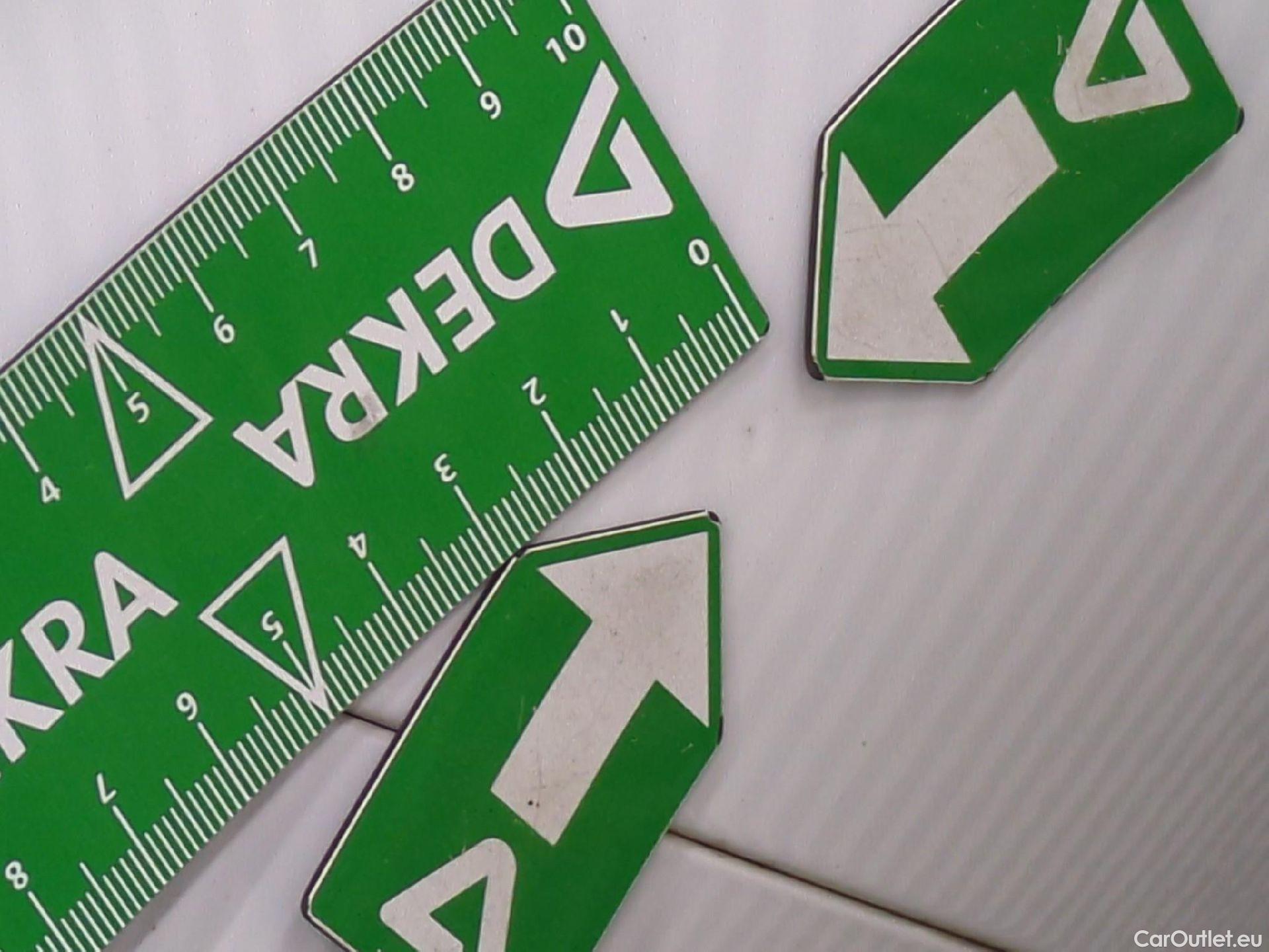  Peugeot  308  Active Pack 1.5 HDi 130CV BVM6 E6d #17