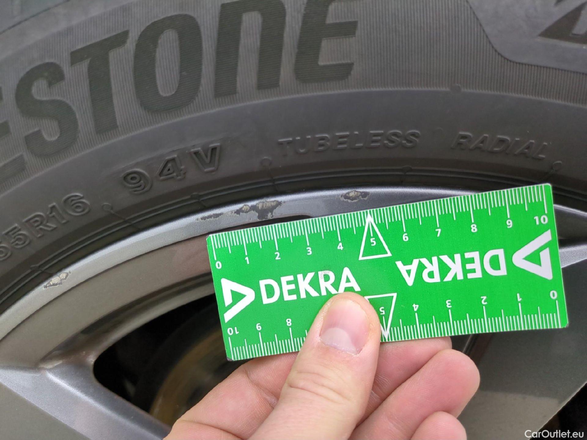  Peugeot  308  Active Pack 1.5 HDi 130CV BVM6 E6d #16