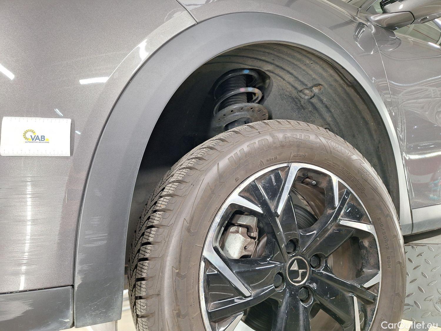  Citroen  DS3 DS,  CB '19, DS 3 Crossback PureTech 130 Automatic So Chic 5d #1