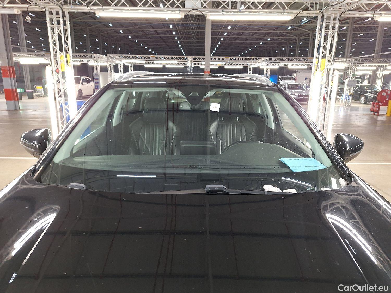  Peugeot  5008 Peugeot,  '16, Peugeot  1.5 BlueHDi 96kW S&S EAT8 Allure 5d 7pl #1