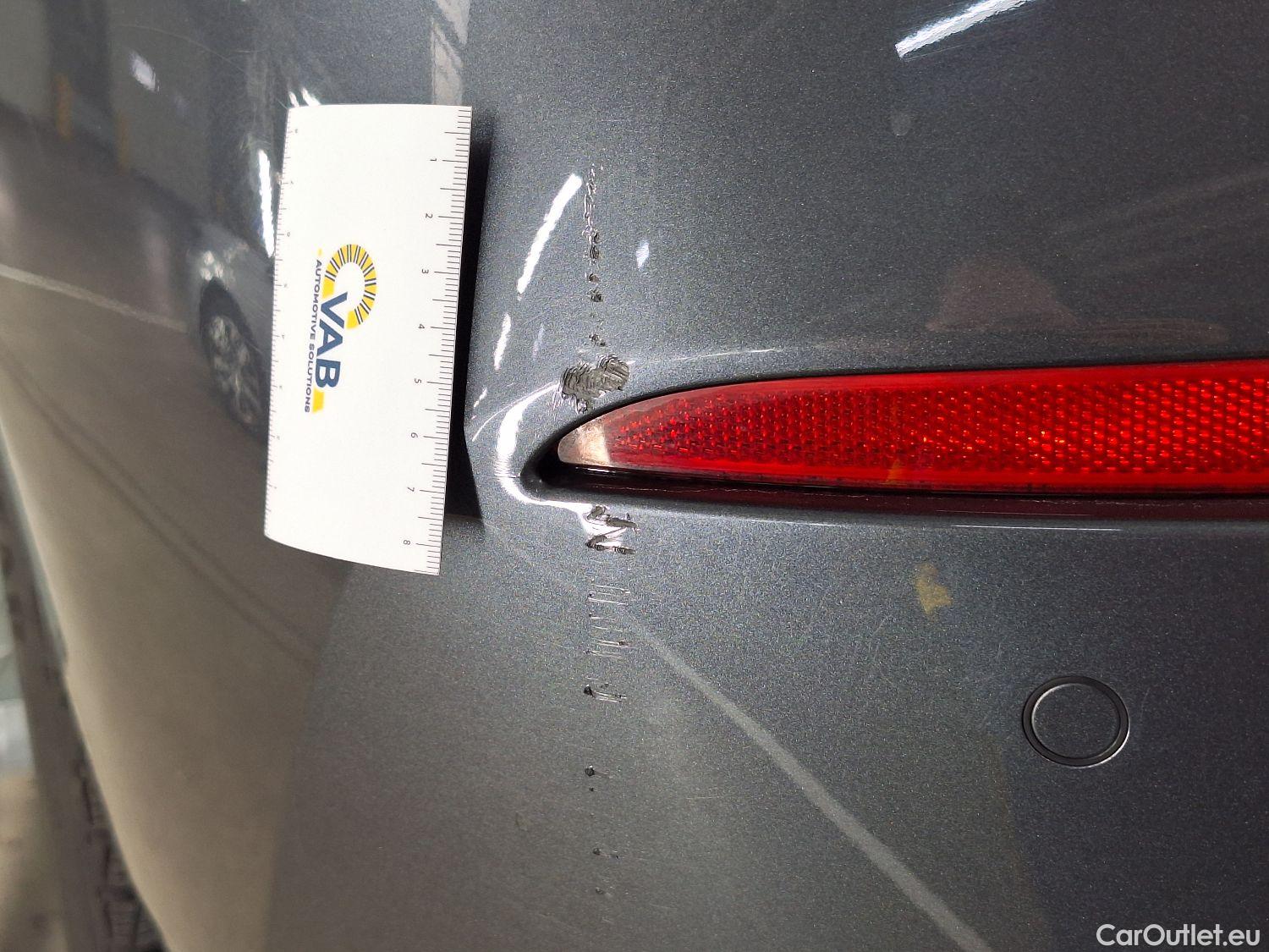  Bmw  Serie 1 BMW, 1-serie '19, BMW 1 Reeks Hatch 116d (85 kW) 5d #13