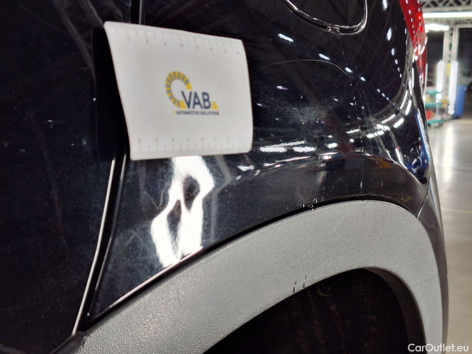  Mercedes  GLA Mercedes,  FL'17, Mercedes-Benz   200 d DCT 5d #34