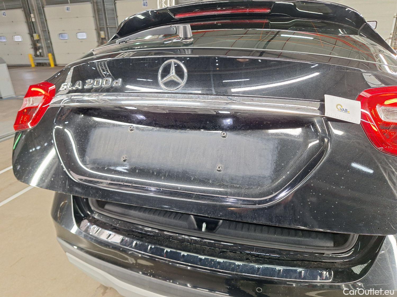  Mercedes  GLA Mercedes,  FL'17, Mercedes-Benz   200 d DCT 5d #56