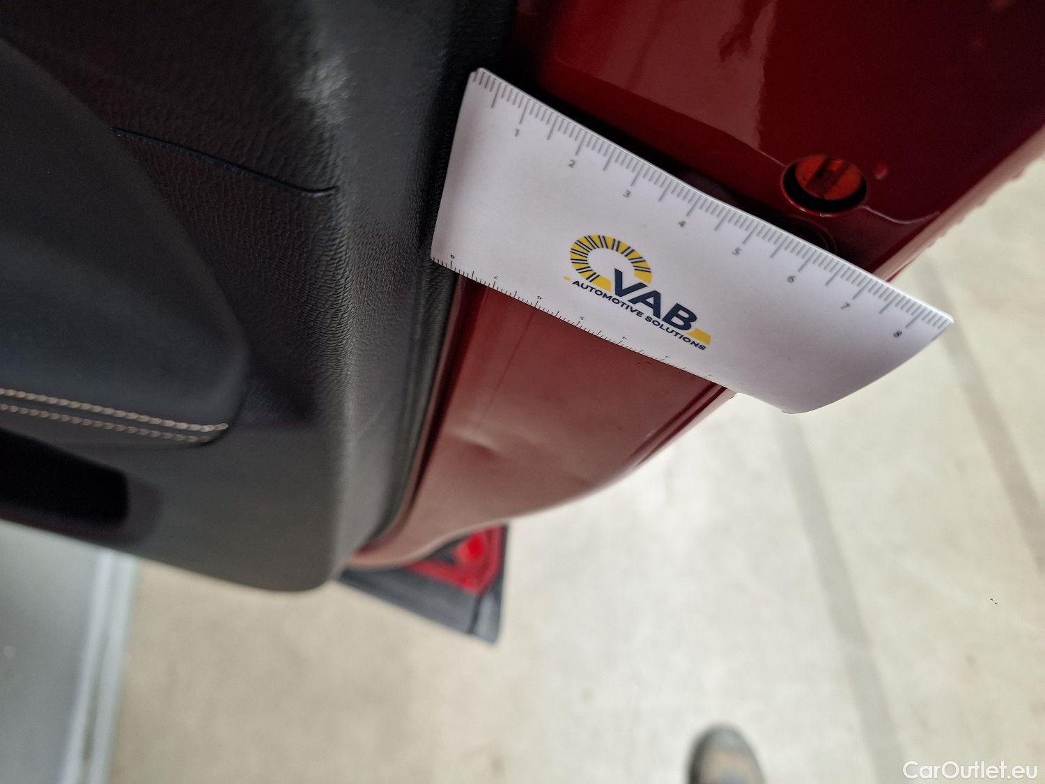  Peugeot  5008 Peugeot,  '16, Peugeot  1.5 BlueHDi 96kW S&S EAT8 GT Line 5d #25