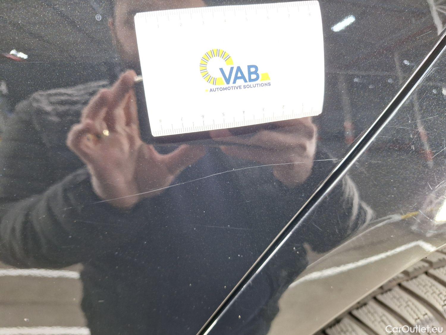  Mercedes  CLA-Klasse Mercedes, CLA FL'23 PHEV, Mercedes-Benz CLA CLA 250 e Luxury Line 4d #19