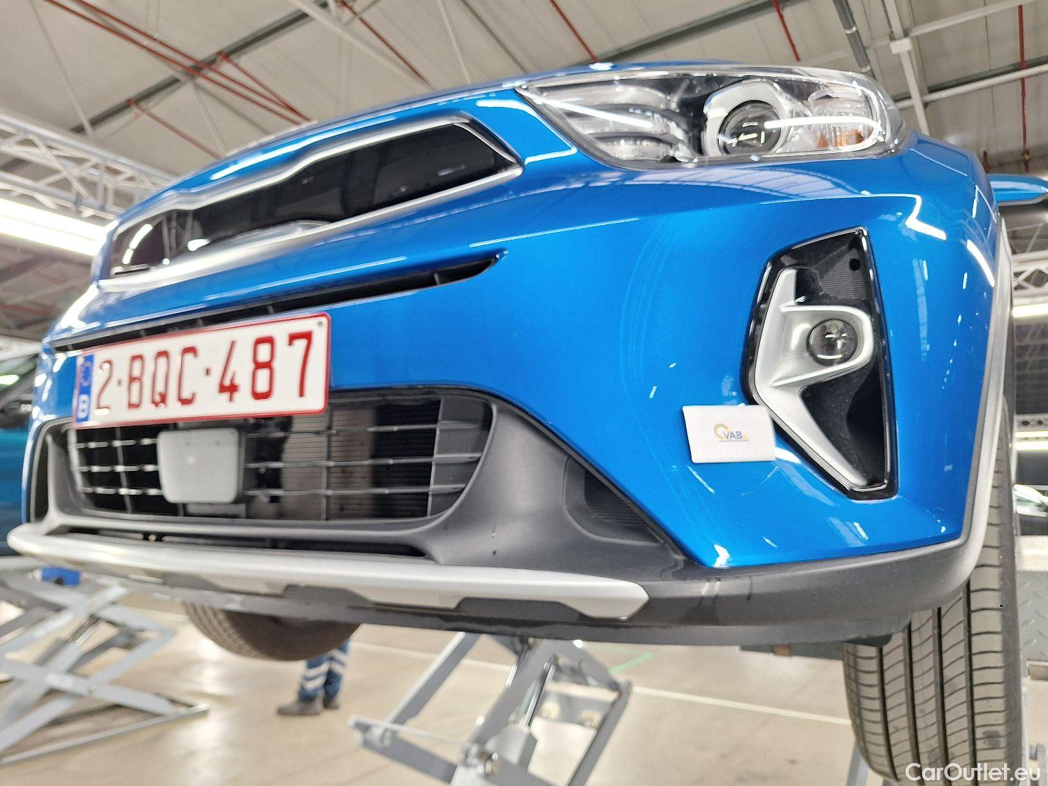  KIA  STONIC Kia,  FL'20, KIA  1.2 Urban Edition+ 5d #1