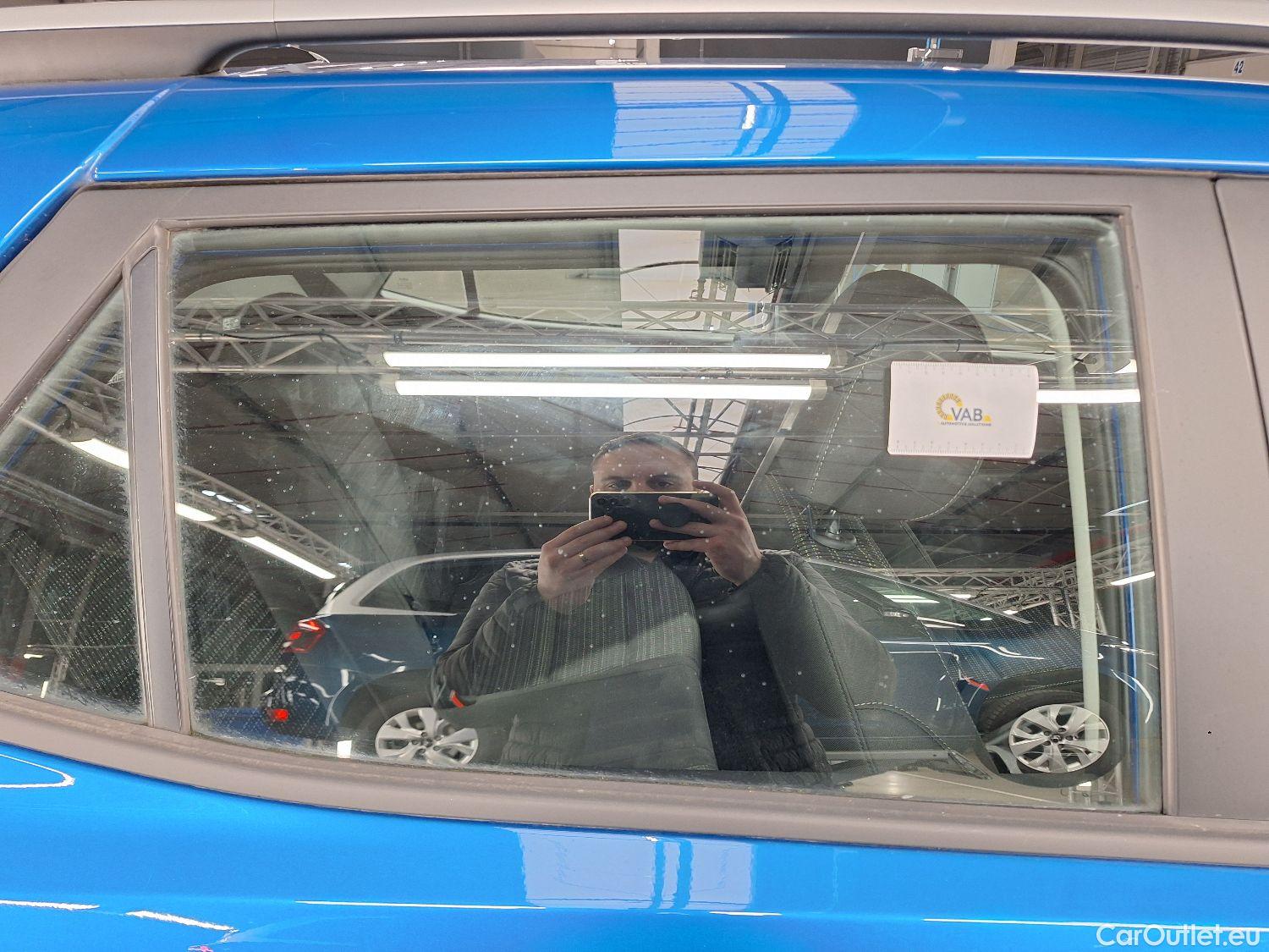  KIA  STONIC Kia,  FL'20, KIA  1.2 Urban Edition+ 5d #29