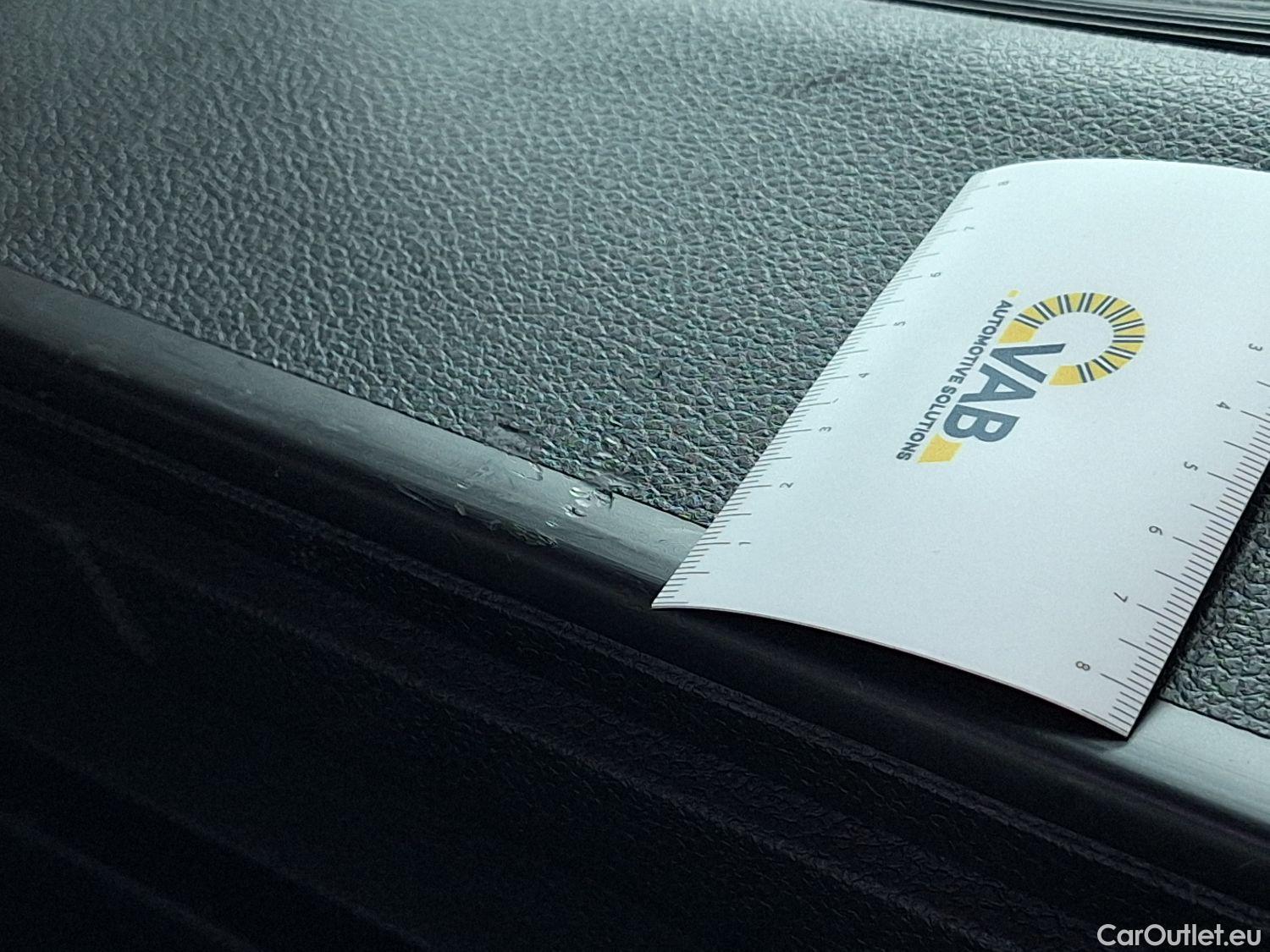  Volkswagen  Sharan VW,  '15, Volkswagen  1.4 TSi 110kW Highline 5d 7pl #36