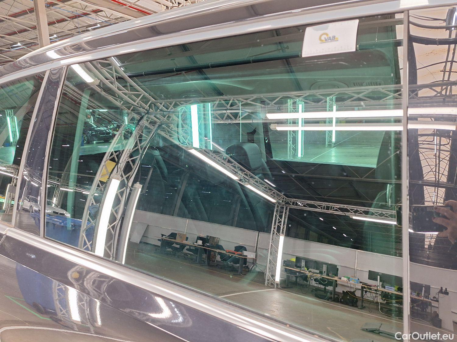  Volkswagen  Sharan VW,  '15, Volkswagen  1.4 TSi 110kW Highline 5d 7pl #30