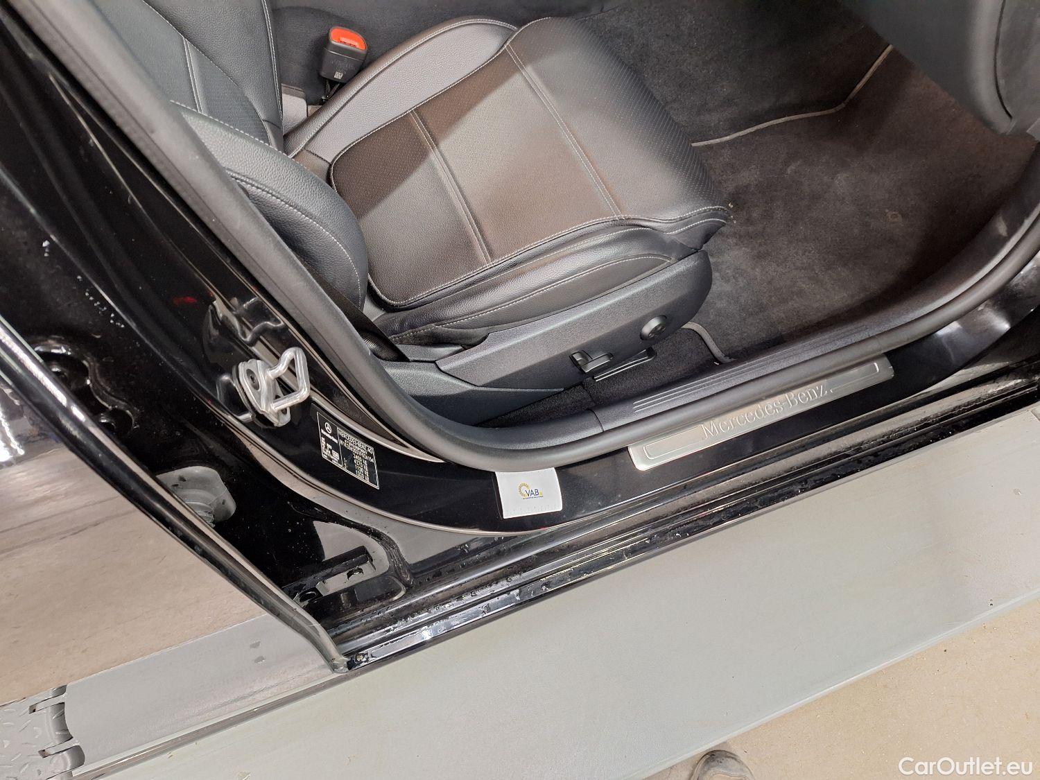  Mercedes  C-Klasse Mercedes, C-Class Break '21, Mercedes-Benz  Break C 200d Luxury Line 5d #32