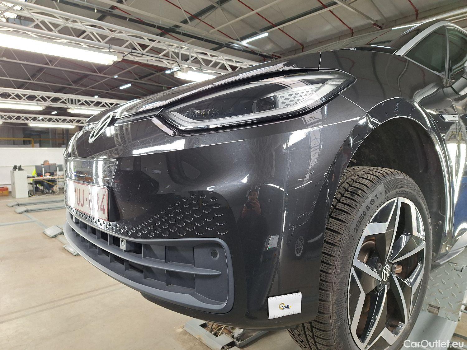  Volkswagen  ID.3 VW,  '20 BEV, Volkswagen   1ST Plus 5d #5