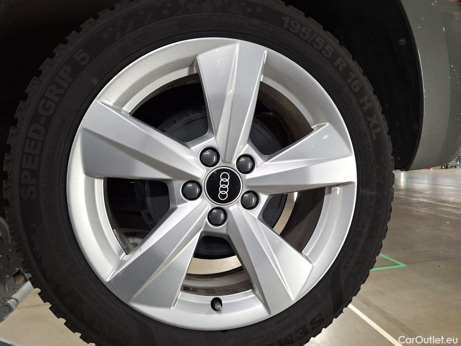  Audi  A1 Sportback Audi, A1 SB '18, Audi  1.0 25 TFSI 70kW S Line 5d #1