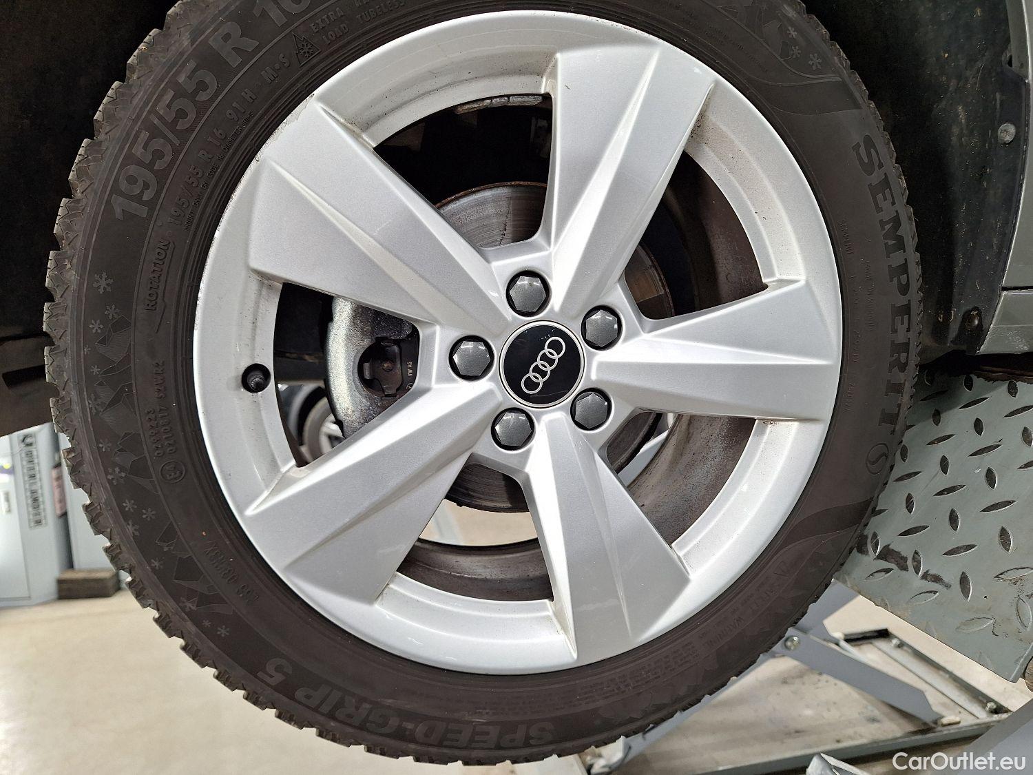  Audi  A1 Sportback Audi, A1 SB '18, Audi  1.0 25 TFSI 70kW S Line 5d #5