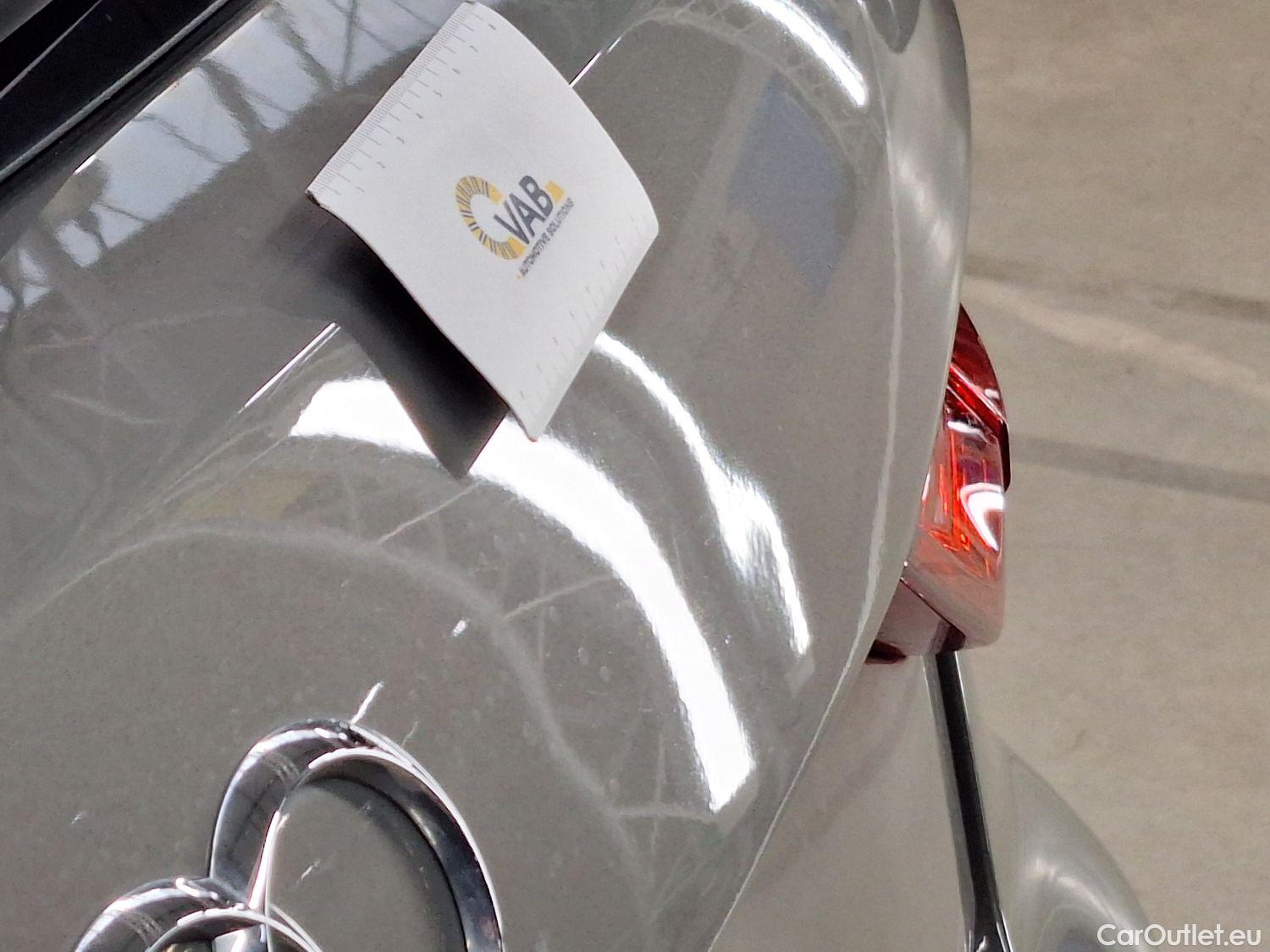  Audi  A1 Sportback Audi, A1 SB '18, Audi  1.0 25 TFSI 70kW S Line 5d #37