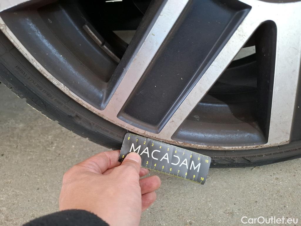  Mini  Cooper MINI Mini / 2014 / 5P / Berline  S Edition 60 Years 192 ch BVA7 #51