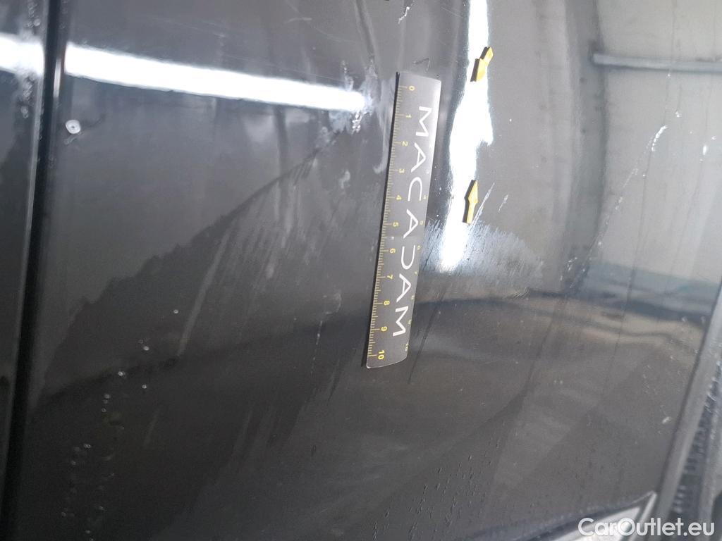  Peugeot  3008 PEUGEOT  / 2020 / 5P / SUV 1.6 HYBRID 225 E-EAT8 GT Pack #44