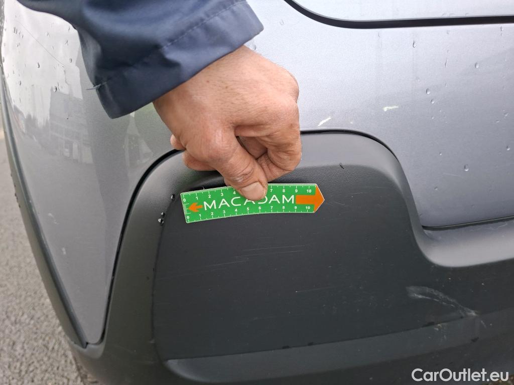  Citroen  C3  Société Feel 1.5 BlueHDI 100CV BVM6 E6d #24