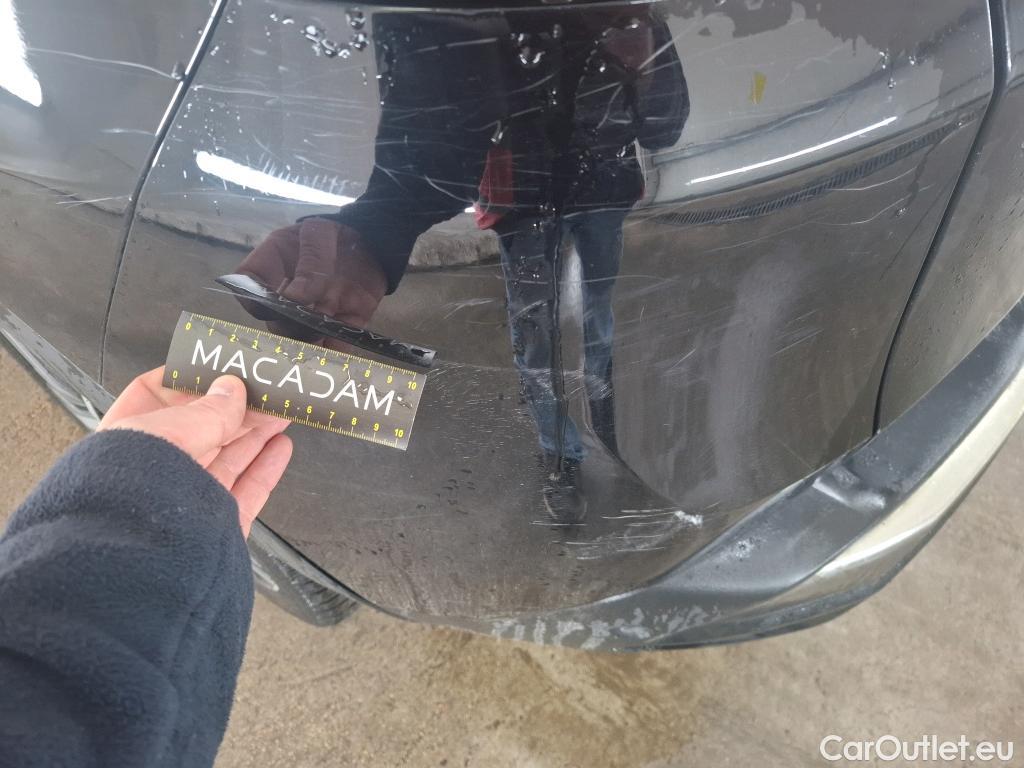  Peugeot  3008 PEUGEOT  / 2020 / 5P / SUV 1.6 HYBRID 225 E-EAT8 GT Pack #17