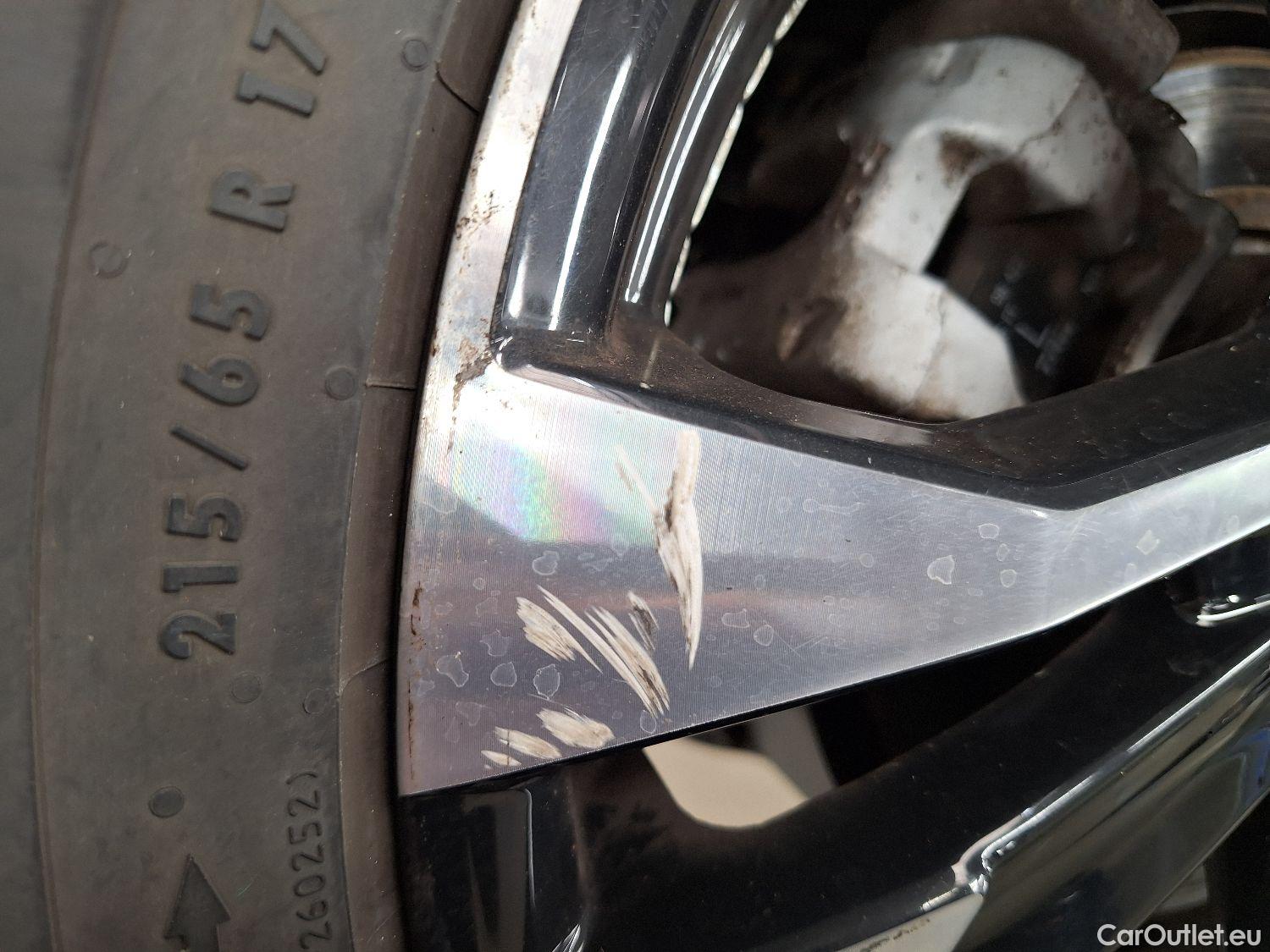  Peugeot  2008 Peugeot,  '19, Peugeot  1.5 BlueHDi 81kW S&S Allure 5d #4