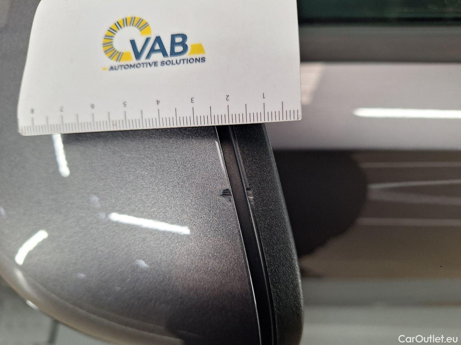  Mercedes  A-Klasse Mercedes, A-Class Berline '18, Mercedes-Benz  Limousine A 180d DCT Busine #40