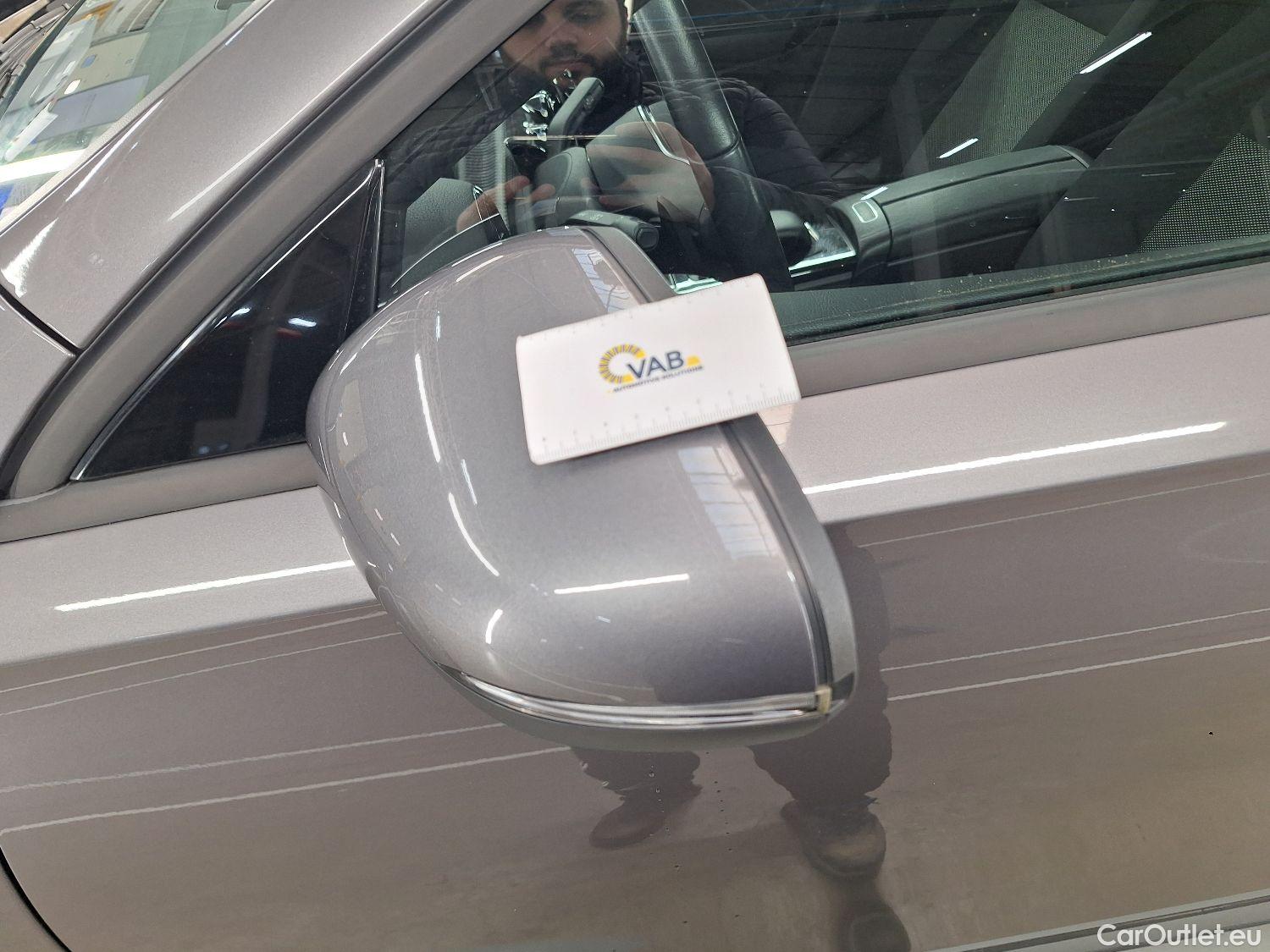  Mercedes  A-Klasse Mercedes, A-Class Berline '18, Mercedes-Benz  Limousine A 180d DCT Busine #39