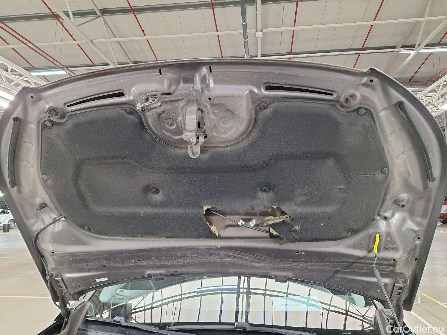  Peugeot  2008 Peugeot,  '19, Peugeot  1.5 BlueHDi 81kW S&S Allure 5d #31