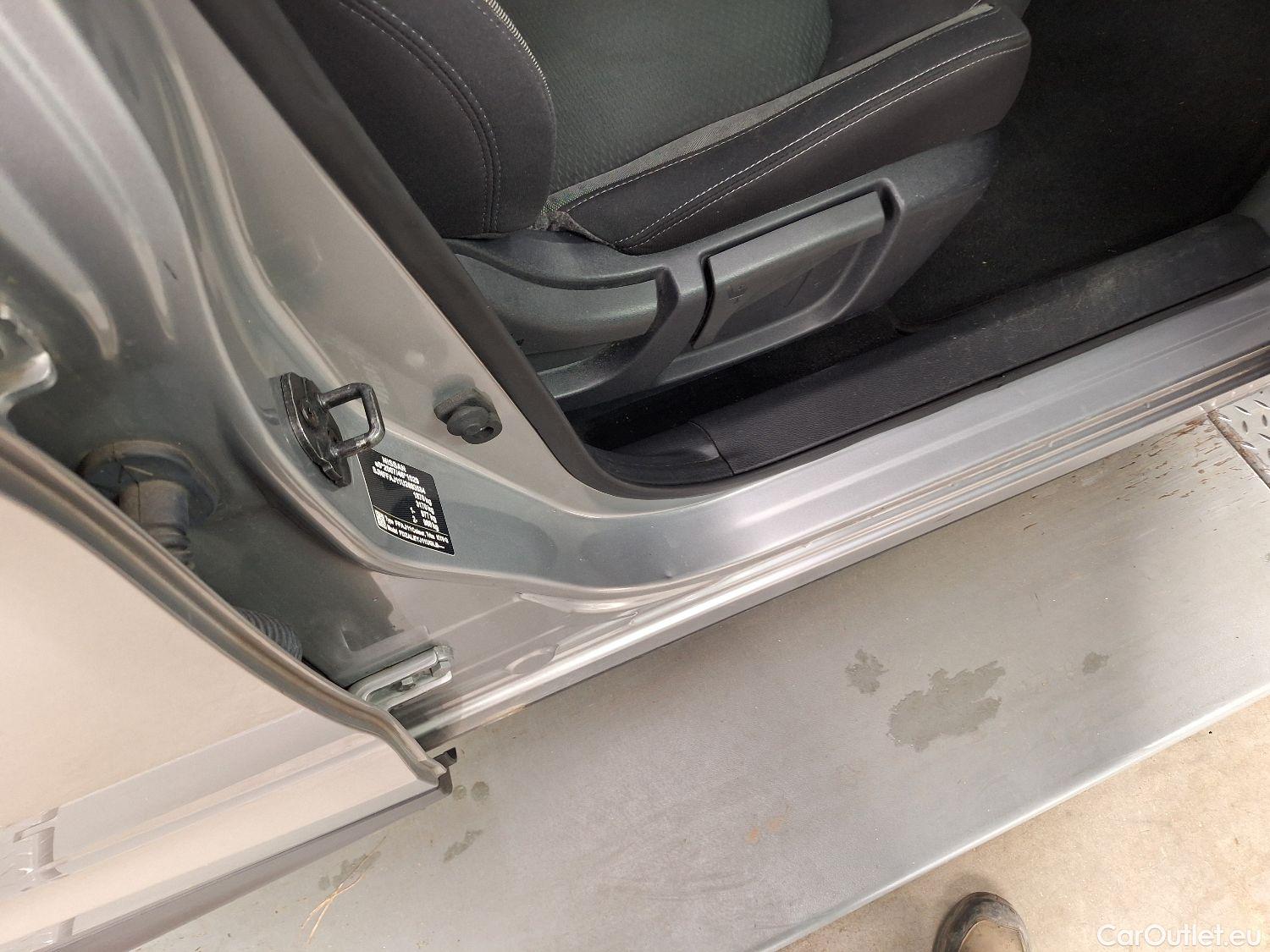  Nissan  Qashqai Nissan,  '17, Nissan  DIG-T 140 EVAPO N-Connecta 5d #37