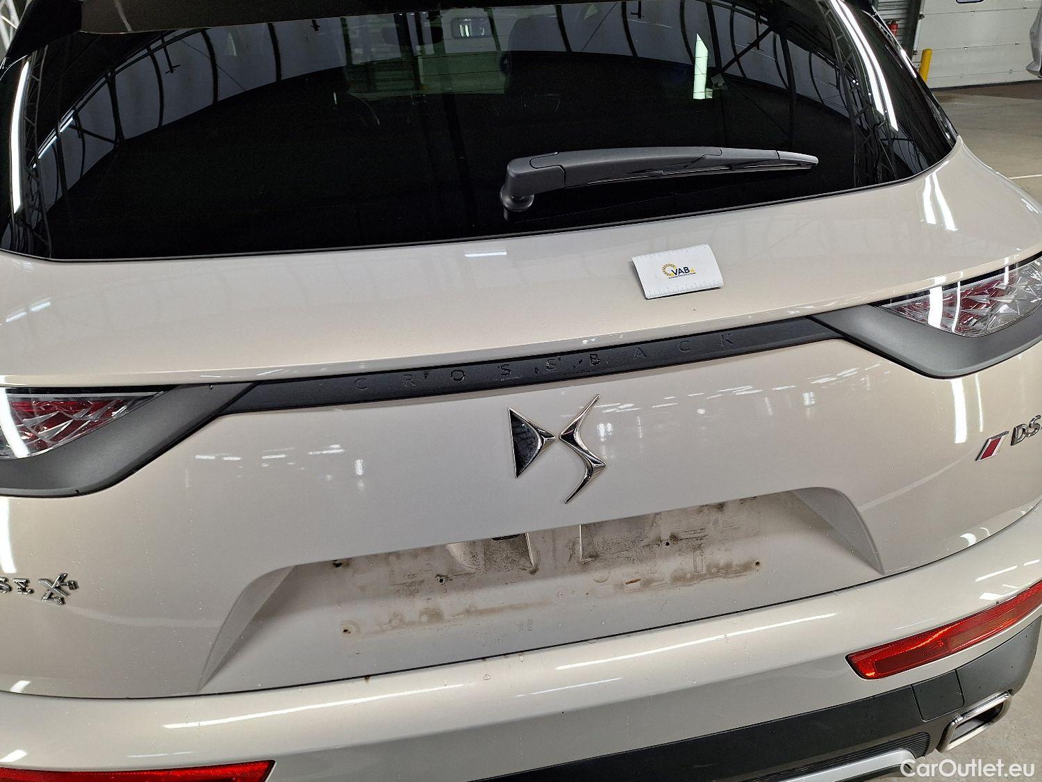  DS  DS7 DS,  CB '17, DS 7 Crossback E-Tense 4x4 PERFORMANCE Line 5d #51