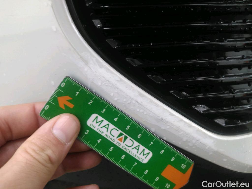  Peugeot  3008 PEUGEOT  / 2020 / 5P / SUV 1.6 HYBRID 225 E-EAT8 GT Pack #8