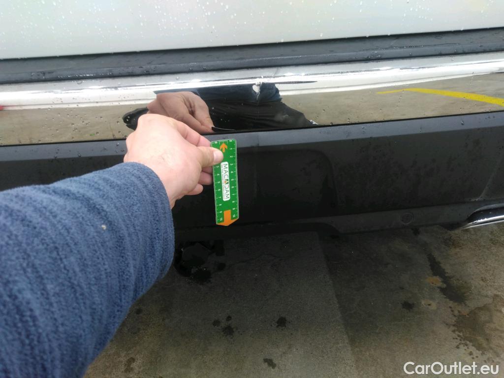  Peugeot  3008 PEUGEOT  / 2020 / 5P / SUV 1.6 HYBRID 225 E-EAT8 GT Pack #40