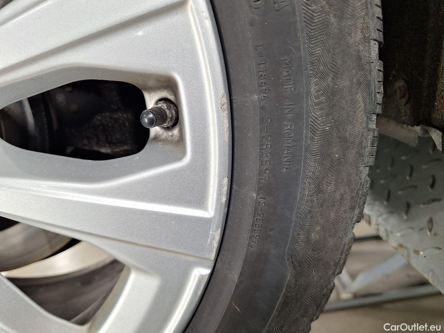  Bmw  Serie 3 BMW, 3-serie Touring '18, BMW 3 Reeks Touring 320dA (120 kW) 5d #9