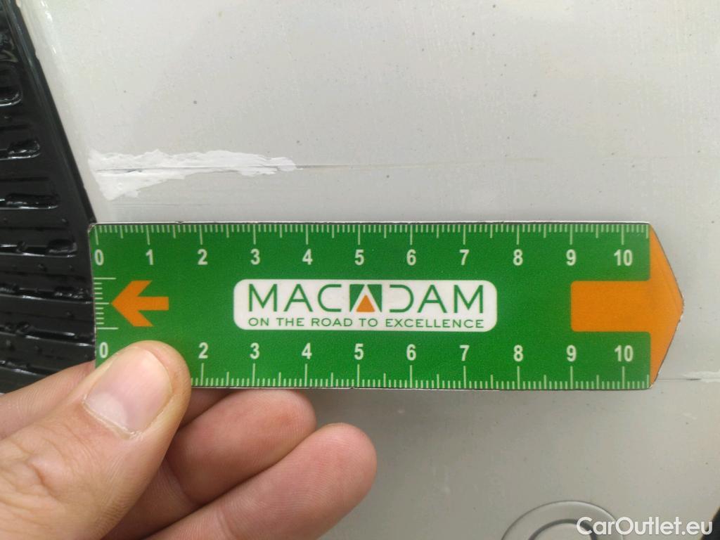  Peugeot  3008 PEUGEOT  / 2020 / 5P / SUV 1.6 HYBRID 225 E-EAT8 GT Pack #6