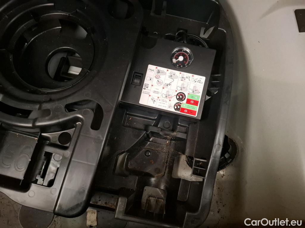  Citroen  C3  Société Feel 1.5 BlueHDI 100CV BVM6 E6dT #4